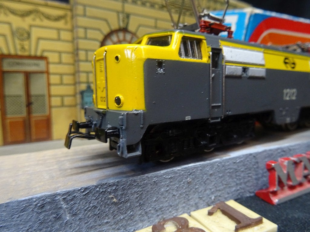 131=Marklin 3055-3 van de Nederlandse spoorwegen.239, Wisselstroom, Locomotief, Ophalen of Verzenden, Zo goed als nieuw