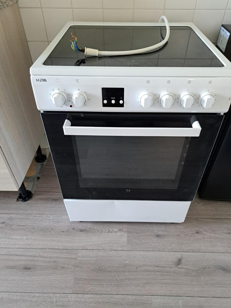 Etna fiv560 inductie fornuis, Witgoed en Apparatuur, Fornuizen, Ophalen, Nieuw, 4 kookzones, Inductie