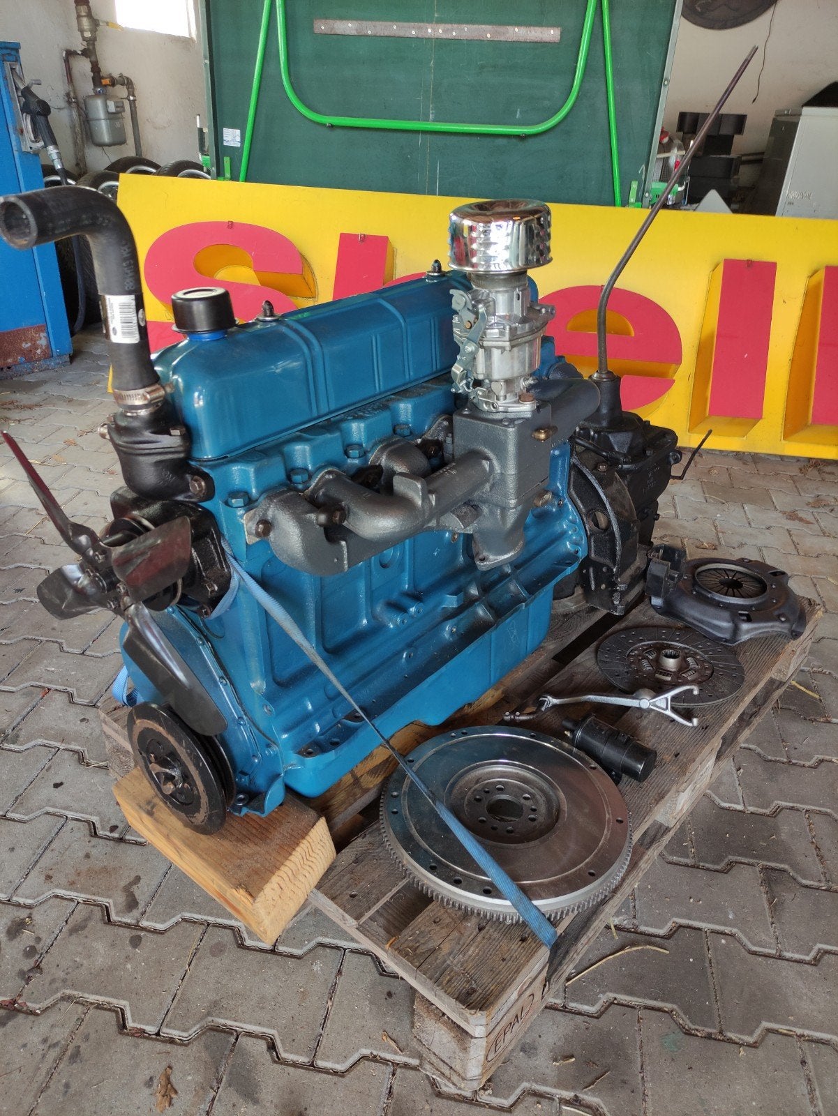 GM L6 - 216 Stovebolt 6 + SM420 Muncie - Chevrolet 6-inline, Ophalen, Nieuw, Chevrolet