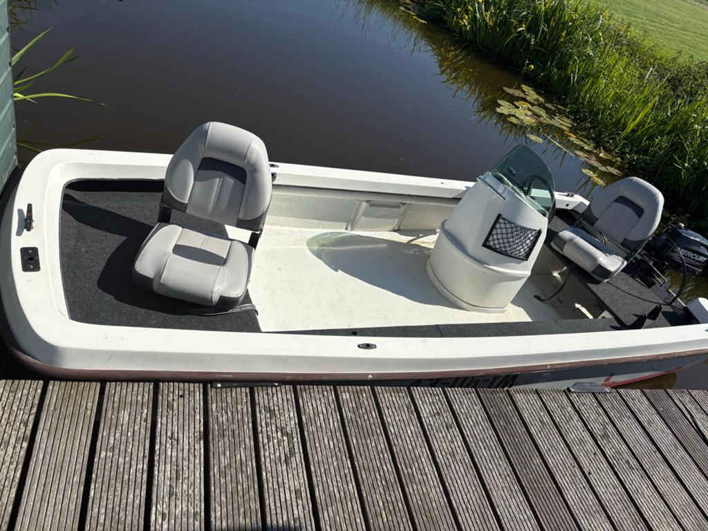 Visboot met Mercury buitenboordmotor en Garmin dieptemeter, Watersport en Boten, Overige merken, Gebruikt, Tot 10 pk, Viertaktmotor
