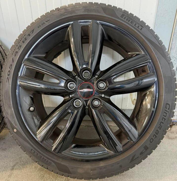 17 inch MINI Cooper JCW 501 velgen zomerbanden F55 F56 F57, Auto-onderdelen, Ophalen, 275 mm, Banden en Velgen, Mini
