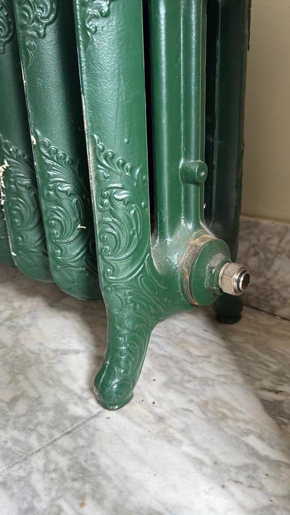 Prachtige antieke oude radiator groen izgs, Doe-het-zelf en Verbouw, Verwarming en Radiatoren, Ophalen, 30 tot 80 cm, Radiator