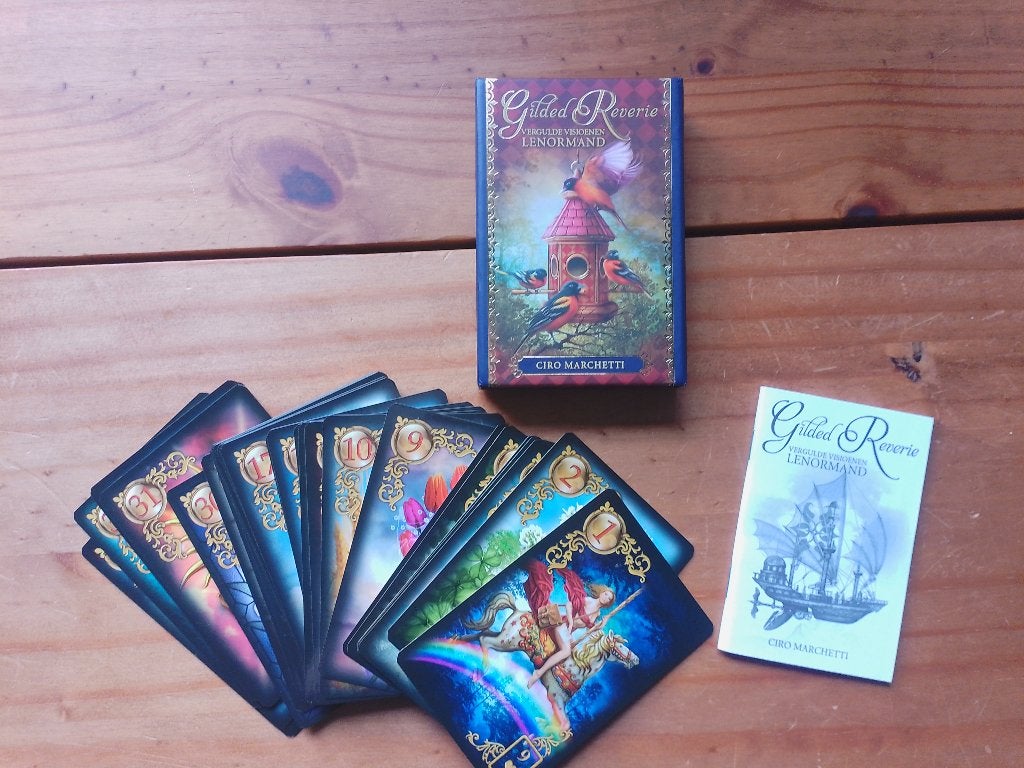 Vergulde Visioenen Lenormand / Gilded Reverie - Marchetti, Ophalen of Verzenden, Zo goed als nieuw, Tarot of Kaarten leggen, Overige typen