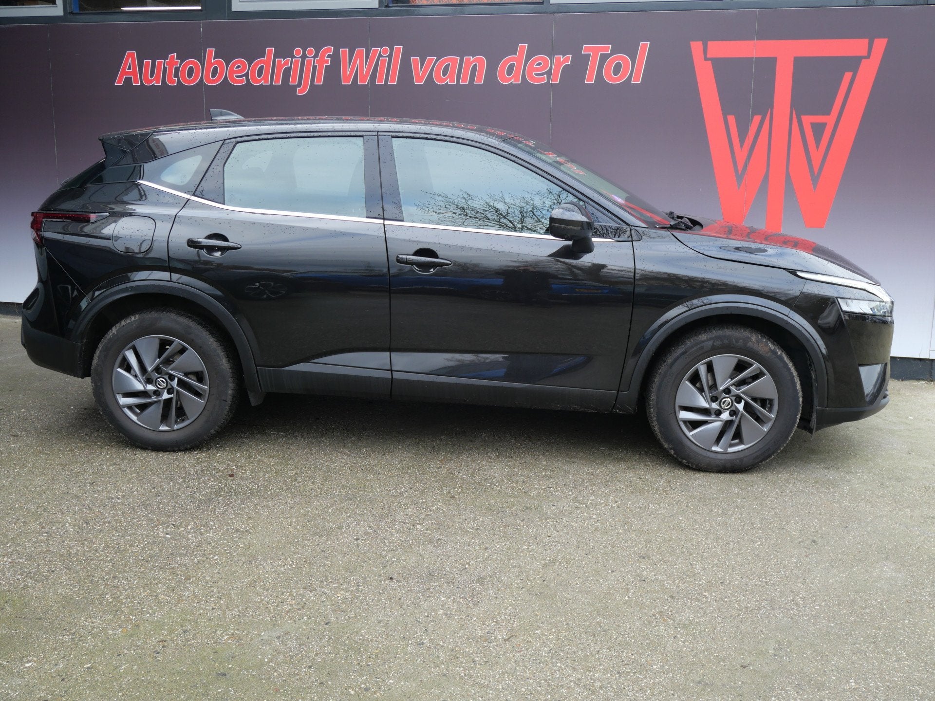 Nissan QASHQAI 1.3 MHEV XTRONIC | AUTOMAAT | 360 CAMERA |, Auto's, Stof, Euro 6, Automatische klimaatregeling, Zwart