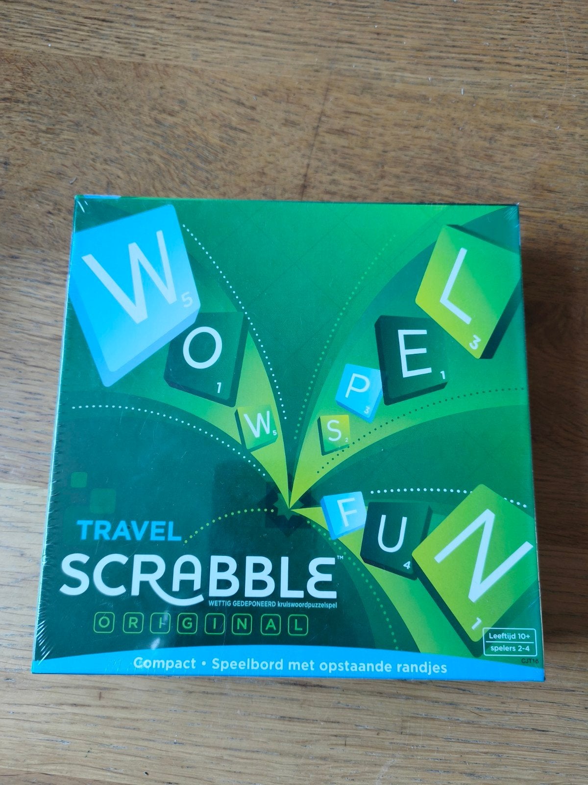 Travel Scrabble Original - Compact Reisspel l NIEUW, Hobby en Vrije tijd, Een of twee spelers, Ophalen of Verzenden, Nieuw, Reisspel