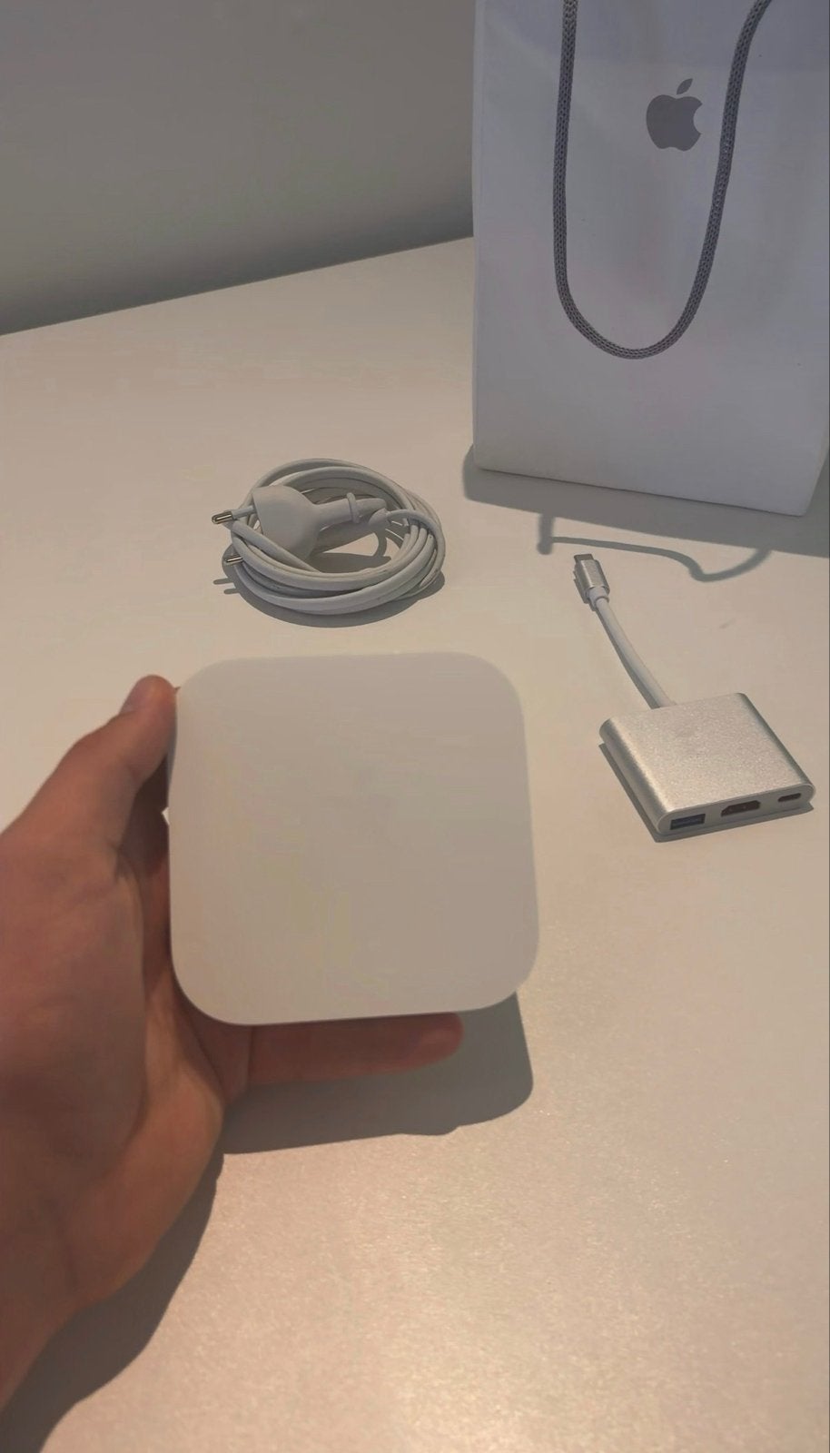 Apple AirPort Express Router A1392, Computers en Software, Routers en Modems, Ophalen of Verzenden, Zo goed als nieuw, Router