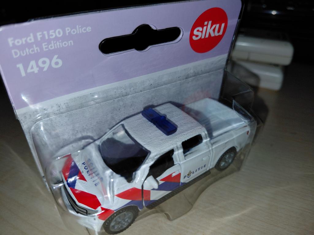 Siku Politie Ford F150 neu, Hobby en Vrije tijd, Modelauto's | 1:50, Ophalen of Verzenden, Auto, SIKU