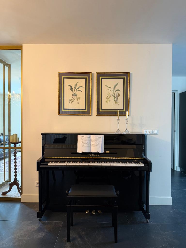 Yamaha B2 piano te koop – zo goed als nieuw, Ophalen, Zwart, Zo goed als nieuw, Piano