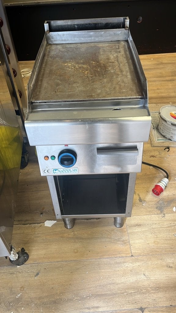 Professionele horeca bakplaat / grillplaat met onderkast, Ophalen, Gebruikt