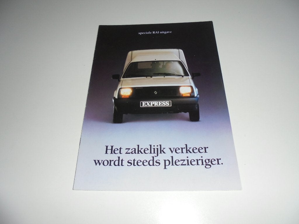 brochure Renault bestelwagens  1988, Ophalen of Verzenden, Zo goed als nieuw, Renault