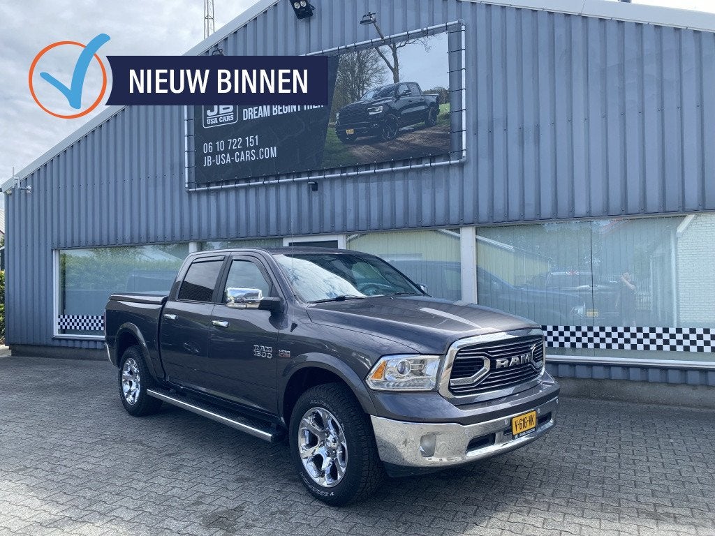 Dodge Ram 1500 5.7 V8 Laramie N.A.P. (bj 2019), Auto's, Automaat, 2661 kg, Gebruikt, 5654 cc
