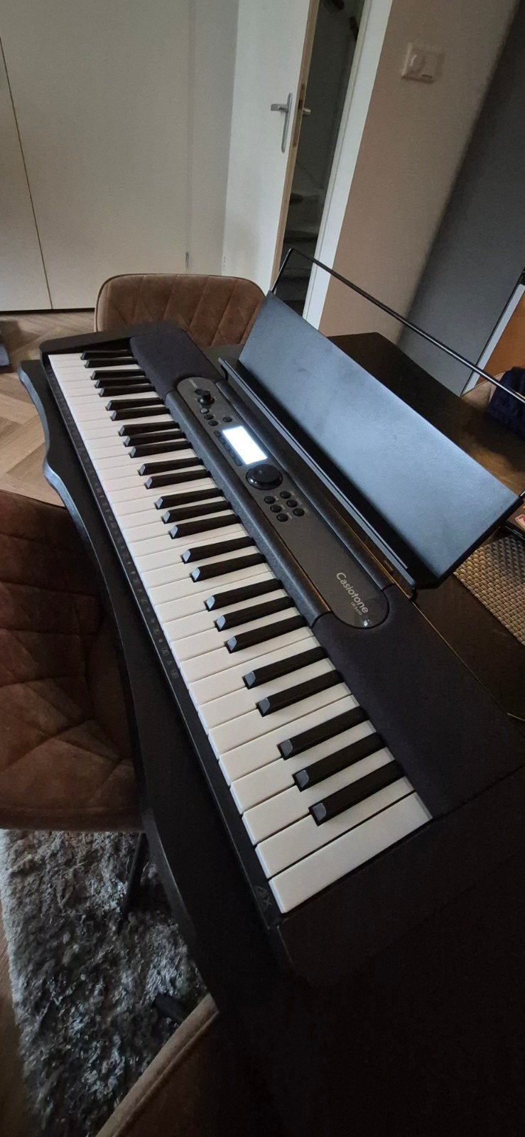 Casio LK-S450 Keyboard met Lichttoetsen + Originele WU-BT10, Muziek en Instrumenten, Keyboards, Ophalen, Casio, 61 toetsen, Zo goed als nieuw