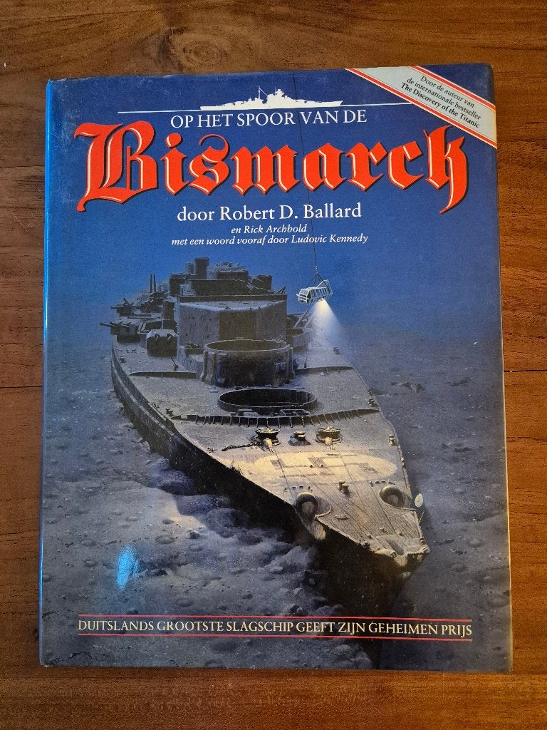 Boek Op het spoor van de Bismarck WW2, Ophalen of Verzenden, Tweede Wereldoorlog, Zo goed als nieuw, Marine