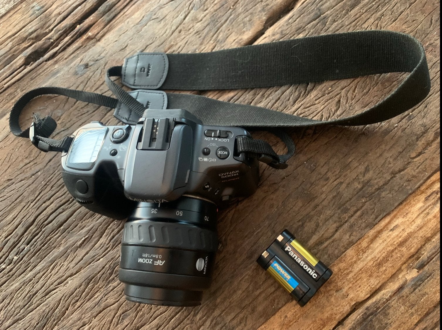 Minolta AF Zoom 35-70mm Spiegelreflexcamera met Batterijen, Ophalen of Verzenden, Gebruikt, Spiegelreflex, Minolta
