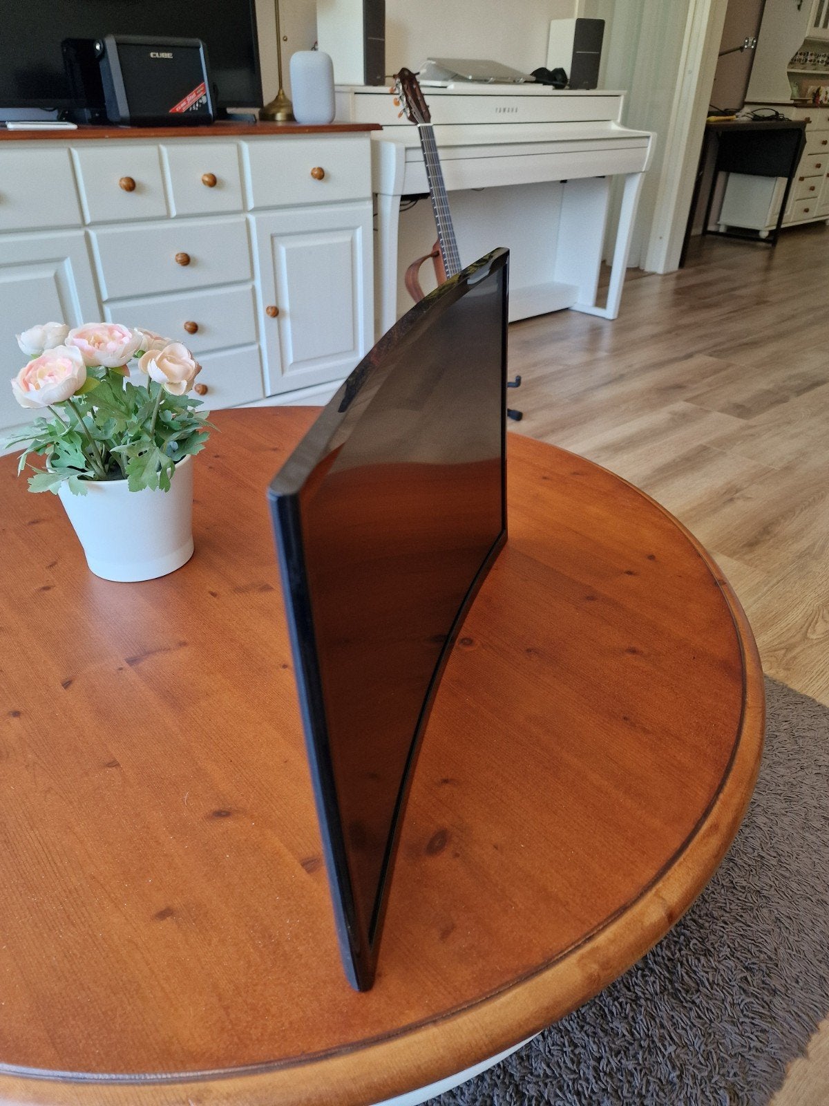 Samsung Curved Monitor - Full HD, HDMI, VGA, Ophalen, Curved, HDMI, Full HD