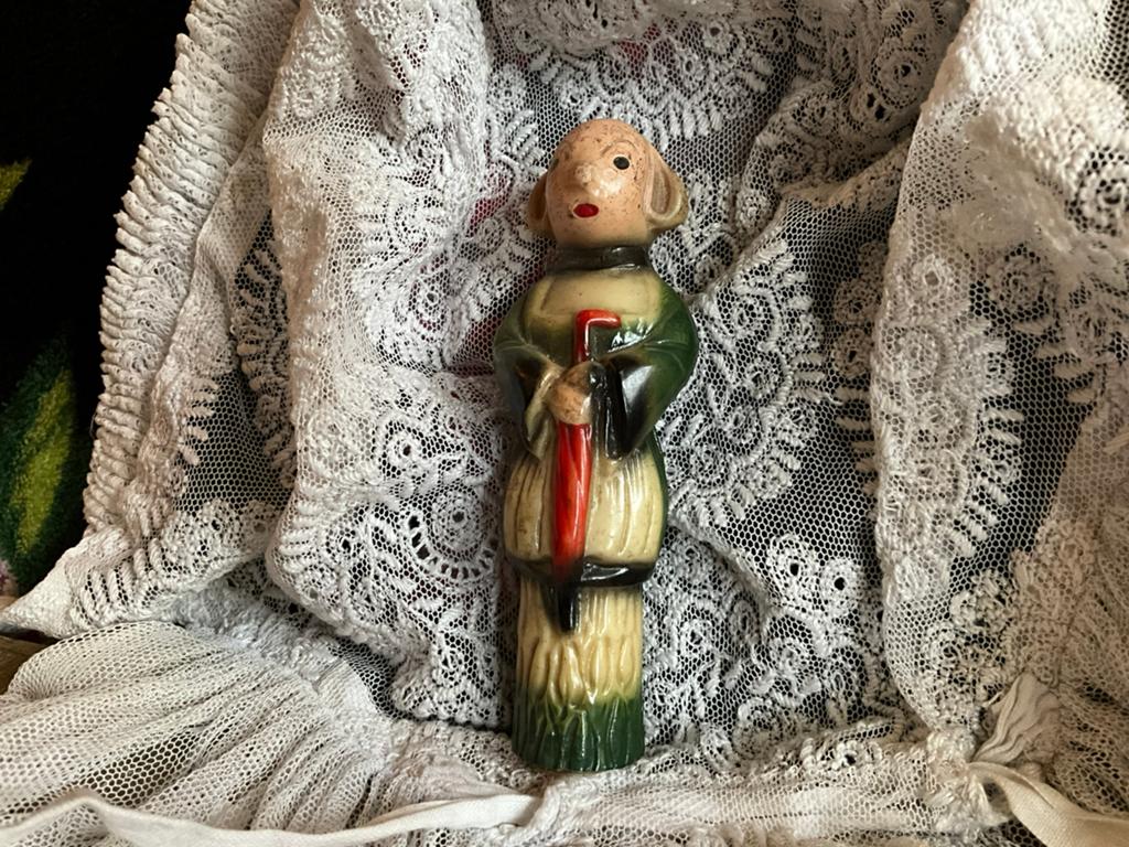 Antieke uit houtgesneden becassine popje anno 1880, Ophalen of Verzenden