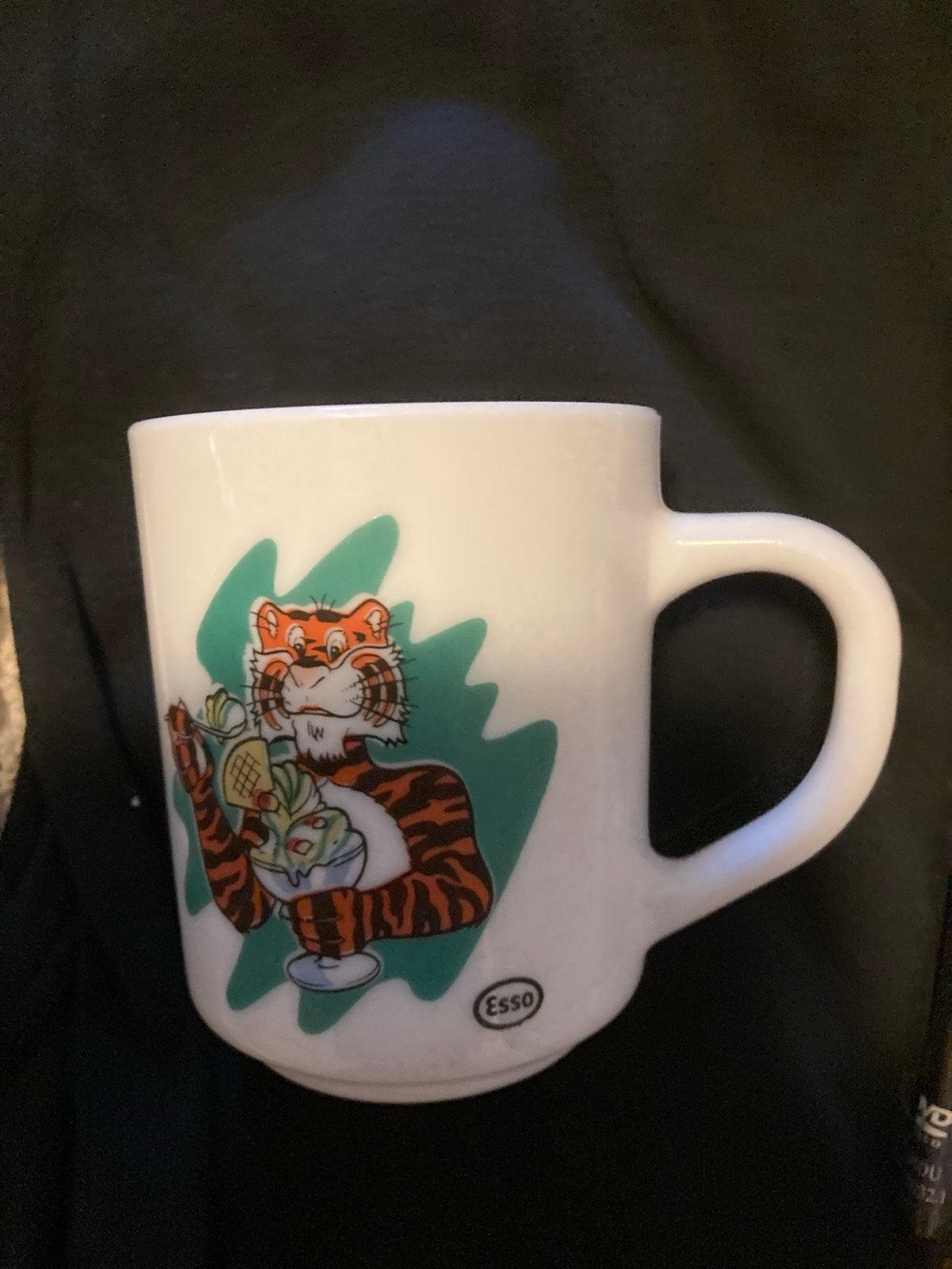 Vintage Esso Tijger Mok - IJscoupe, Ophalen of Verzenden, Gebruikt, Gebruiksvoorwerp