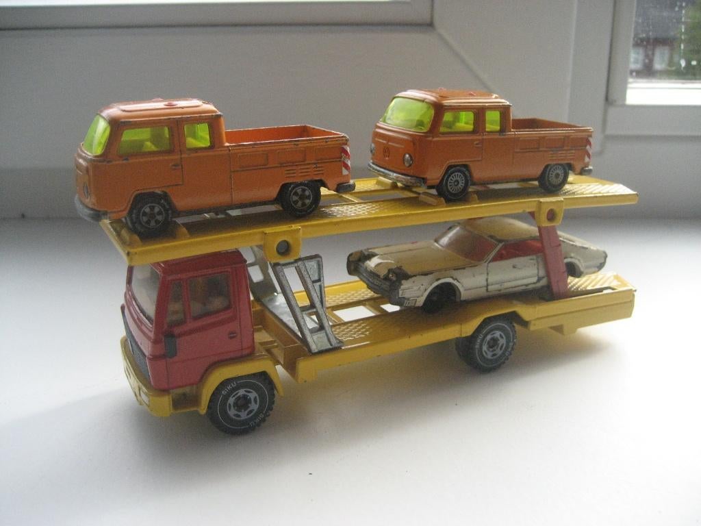 Siku Mercedes autotransporter, Hobby en Vrije tijd, Modelauto's | 1:50, Ophalen of Verzenden, Gebruikt, Bus of Vrachtwagen, SIKU