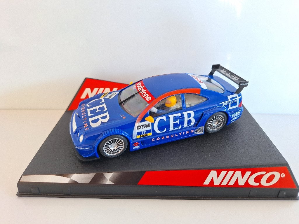 Ninco Mercedes CLK DTM - Nº17 "CEB"Ref Nr 50287, Kinderen en Baby's, Speelgoed | Racebanen, Overige merken, Racebaan, Ninco, Ninco