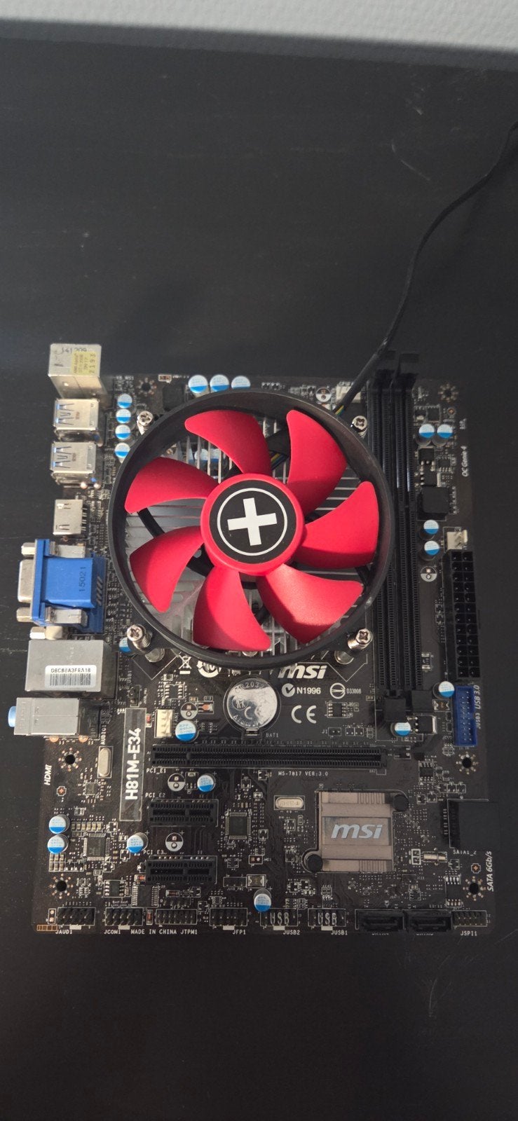H81M-E34 Moederbord met i5-4690K, 12GB RAM + i3-4150, Computers en Software, Gebruikt, DDR3, Ophalen of Verzenden, Micro-ATX