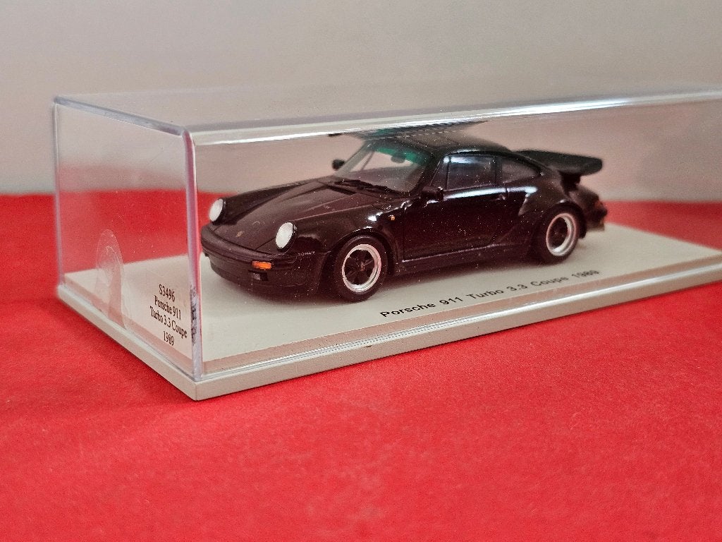 Porsche 911 Turbo 3.3. Coupe 1989, zwart. SPARK. NIEUWSTAAT, Hobby en Vrije tijd, Modelauto's | 1:43, Ophalen of Verzenden, Zo goed als nieuw