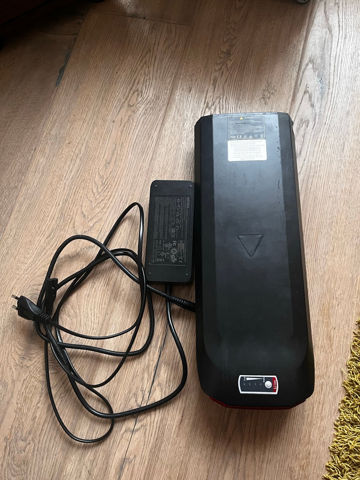 Ape Ryder Fatbike Accu en Oplader (36V 10.4Ah), Fietsen en Brommers, Gebruikt