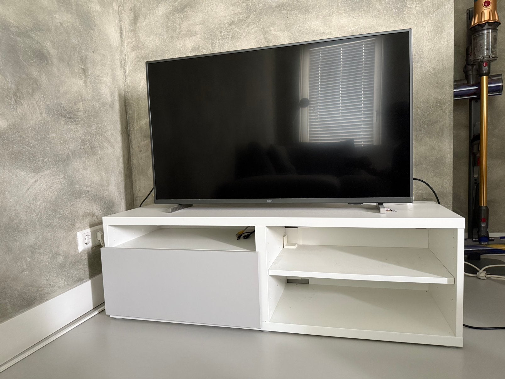 Ikea TV meubel Besta (moet snel weg), Ophalen, Gebruikt, 100 tot 150 cm, Minder dan 100 cm