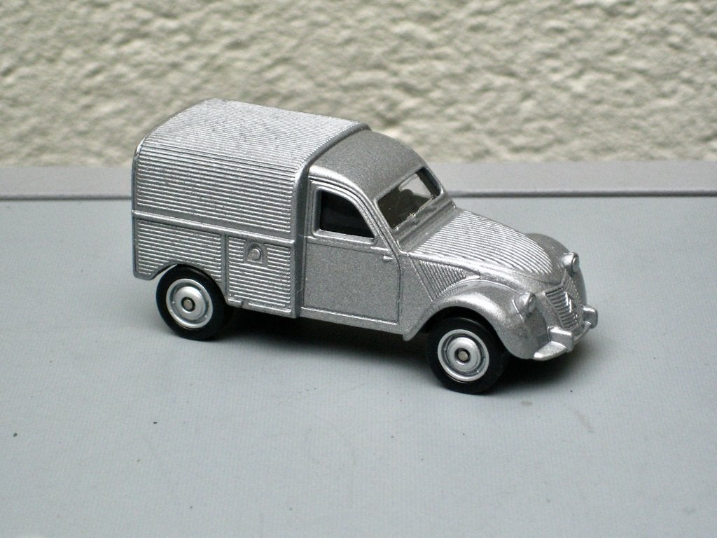 Citroen 2CV AU fourgonnette Super9 scale models 1:60, Ophalen of Verzenden, Nieuw, Auto