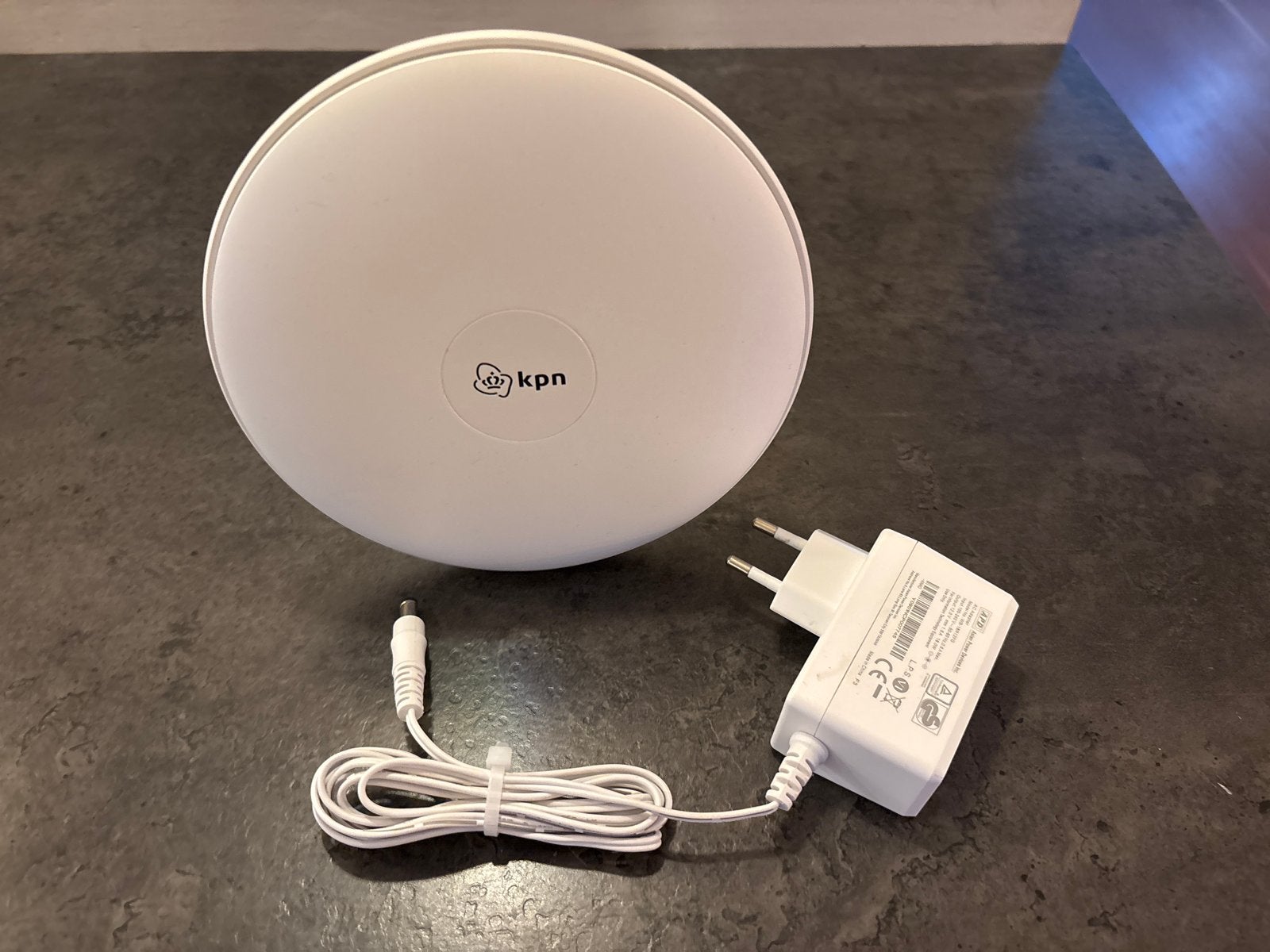 KPN SuperWifi punt - Verbeter je wifi bereik, Ophalen of Verzenden, Zo goed als nieuw, Router