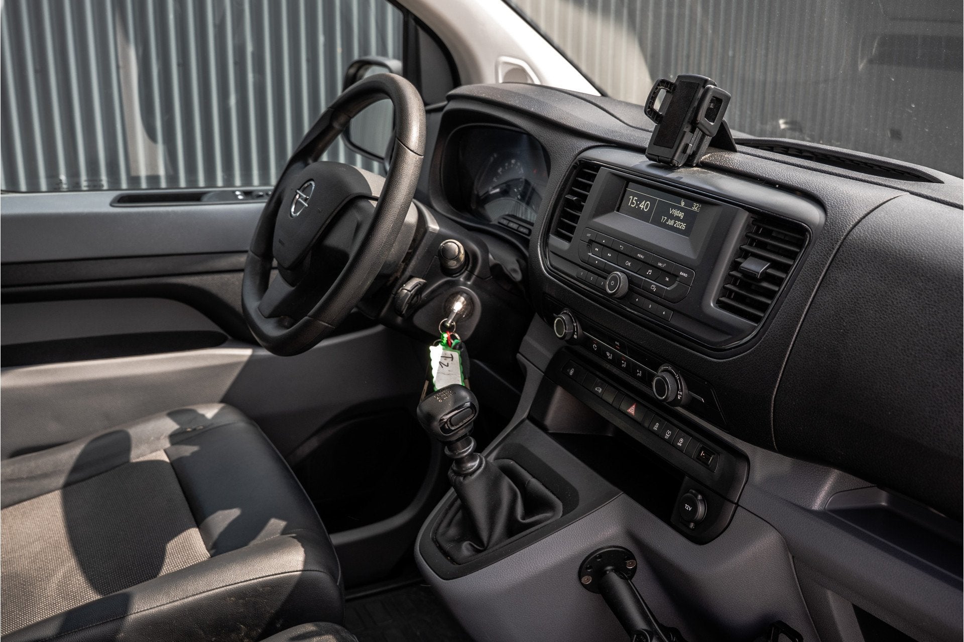 Opel Vivaro 1.5 L2H1 | 3-Zits | 1e Eigenaar | Cruise | Airco, Voorwielaandrijving, Gebruikt, Euro 6, 4 cilinders