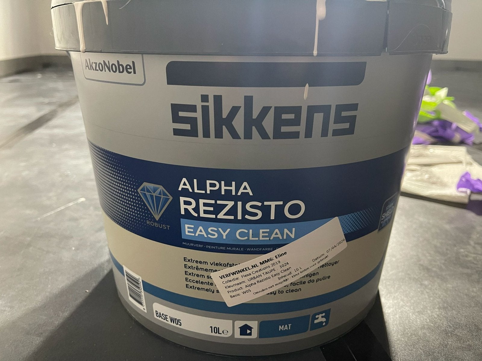 Sikkens Alpha Rezisto Easy Clean Muurverf 10L Urban Taupe 3x, Ophalen, Zo goed als nieuw, Wit