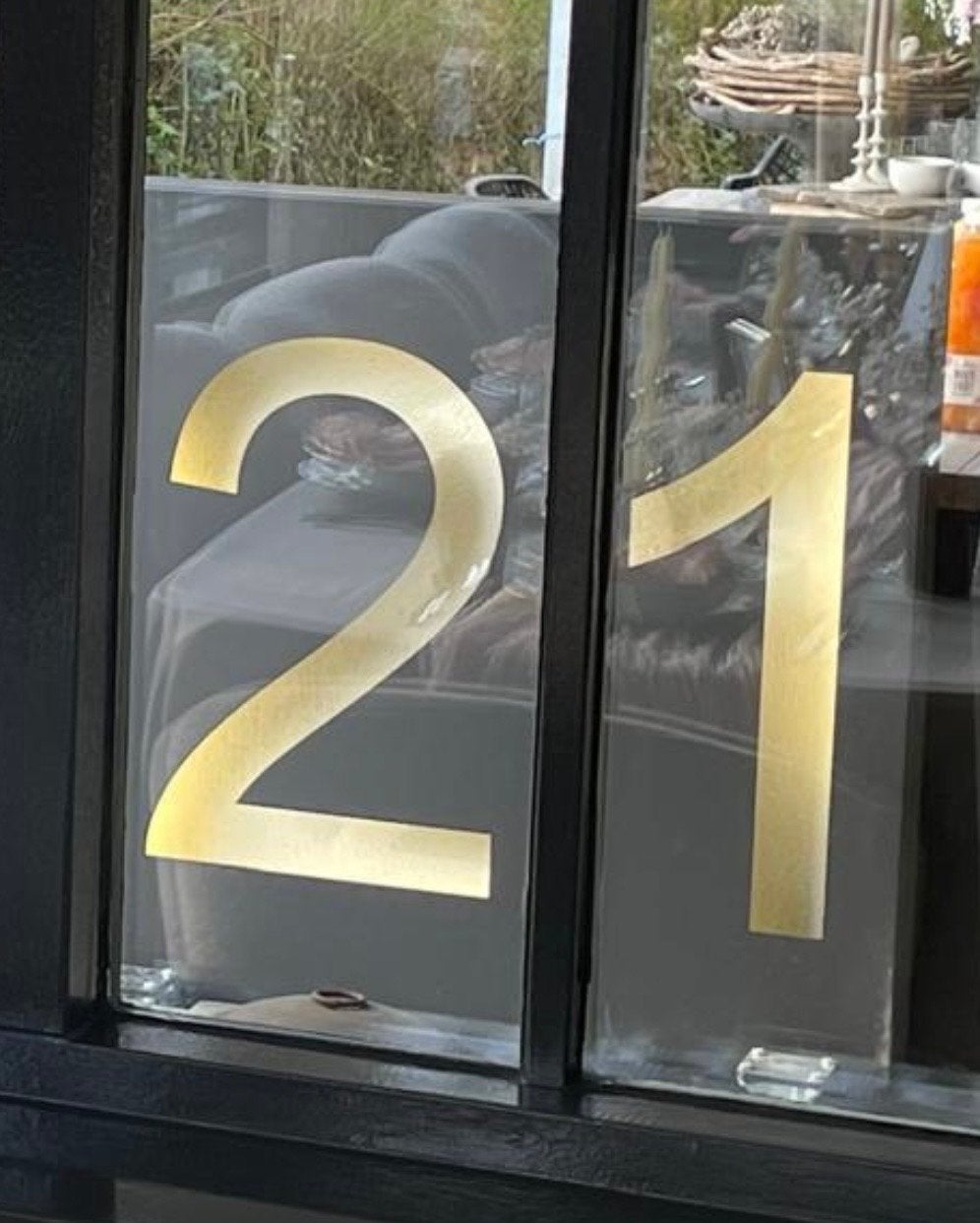 21 borden met wieltjes voor feest of diner, Ophalen, Gebruikt, Versiering, Verjaardag