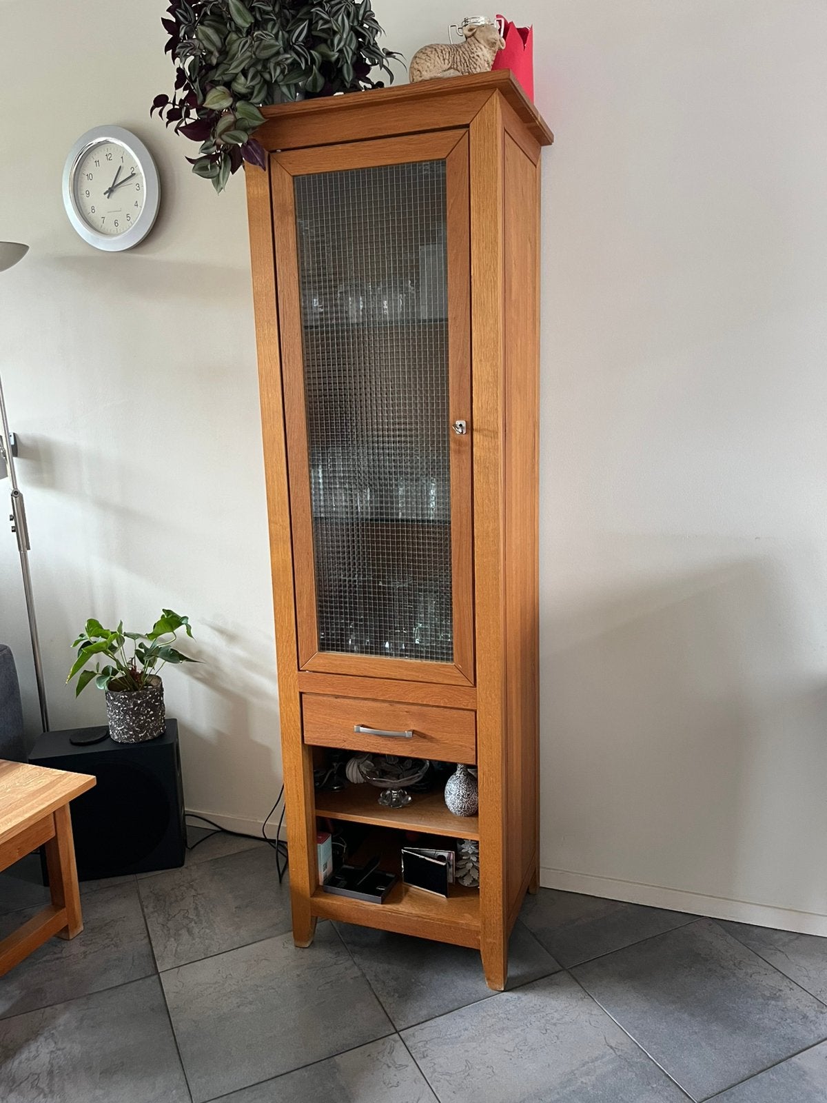 Massief eiken vitrinekast met verlichting, Ophalen, Gebruikt, Met deur(en), Eikenhout