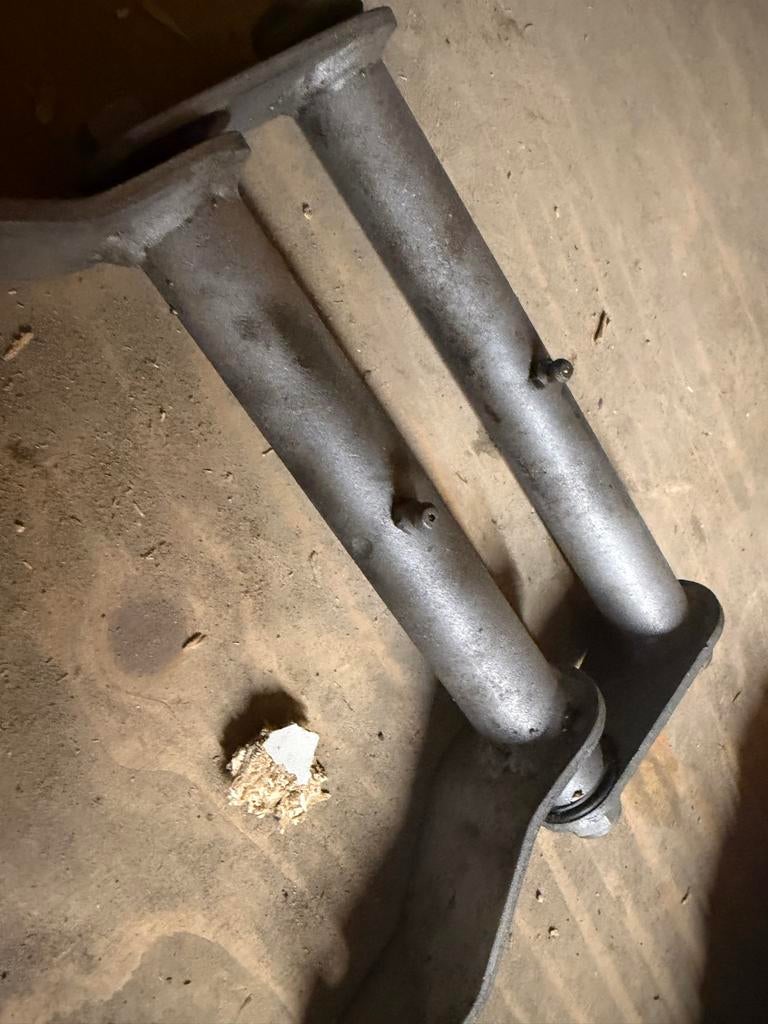 Runner 180cc Subframe geolied met nippels, Ophalen of Verzenden