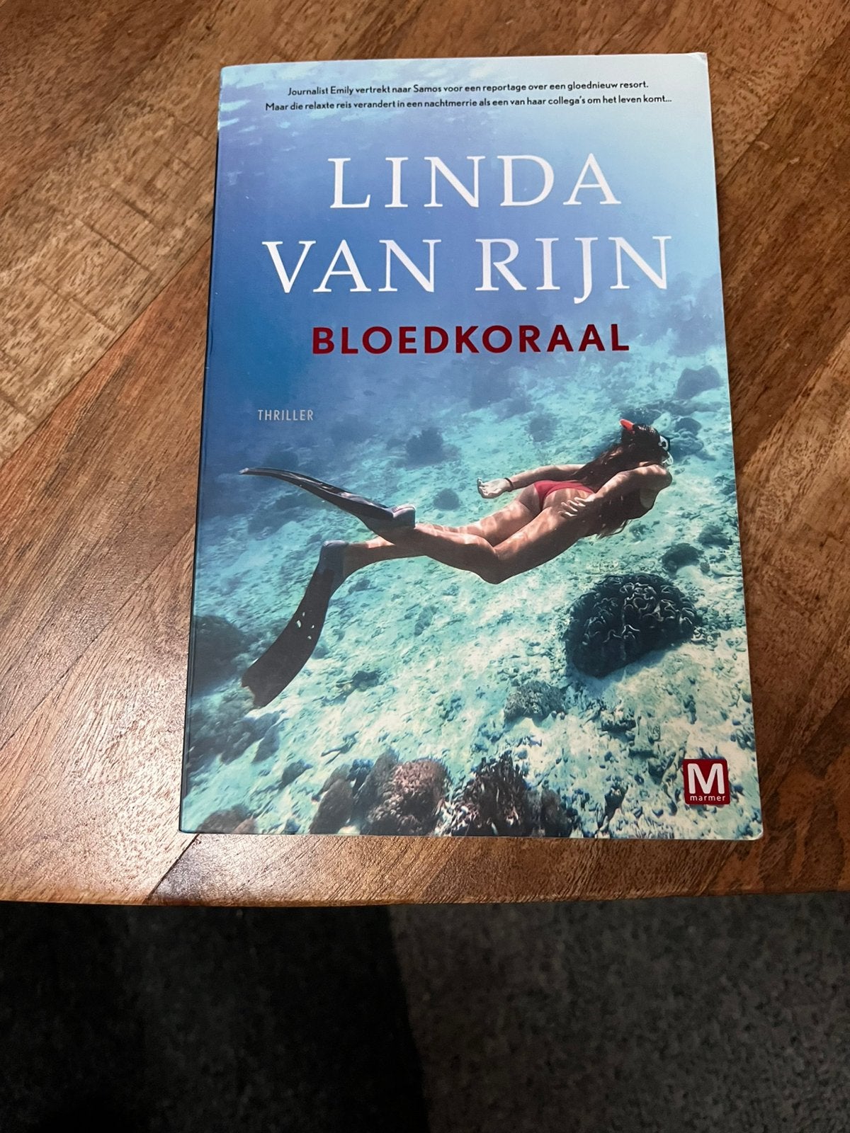 Linda van Rijn - Bloedkoraal, Ophalen of Verzenden, Zo goed als nieuw, Nederland