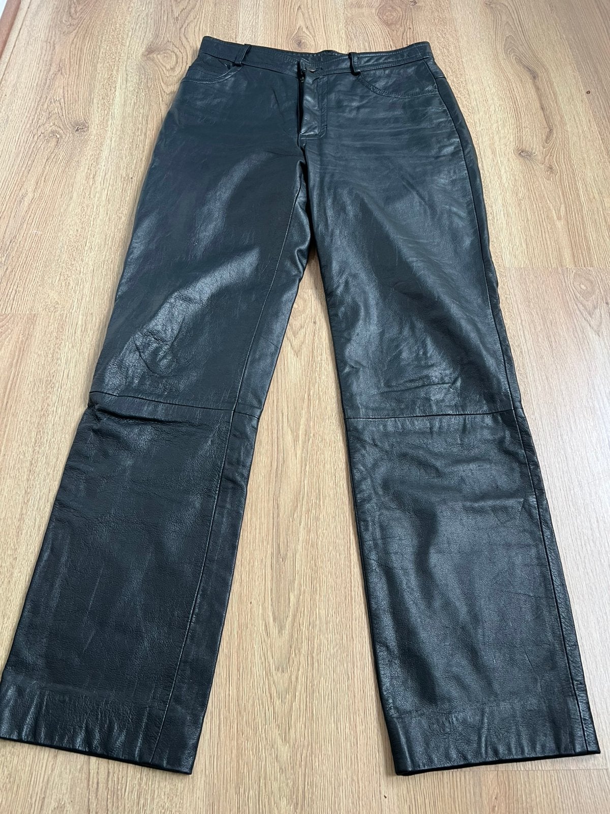 Zwarte leer leren broek 32 hoog model, Maat 38/40 (M), Zwart, Ophalen of Verzenden, Zo goed als nieuw