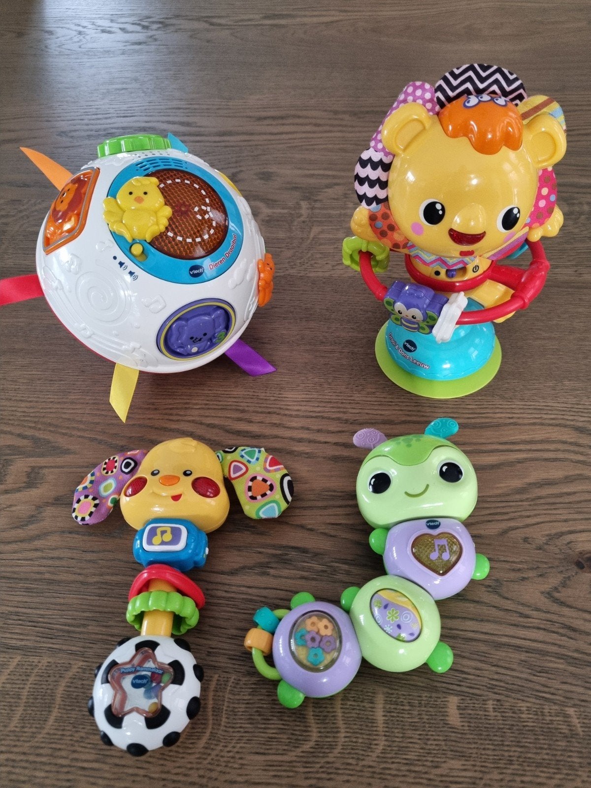 VTech speelgoed: hond, bal, rups en leeuw, Ophalen of Verzenden, Gebruikt, Overige typen, Met licht