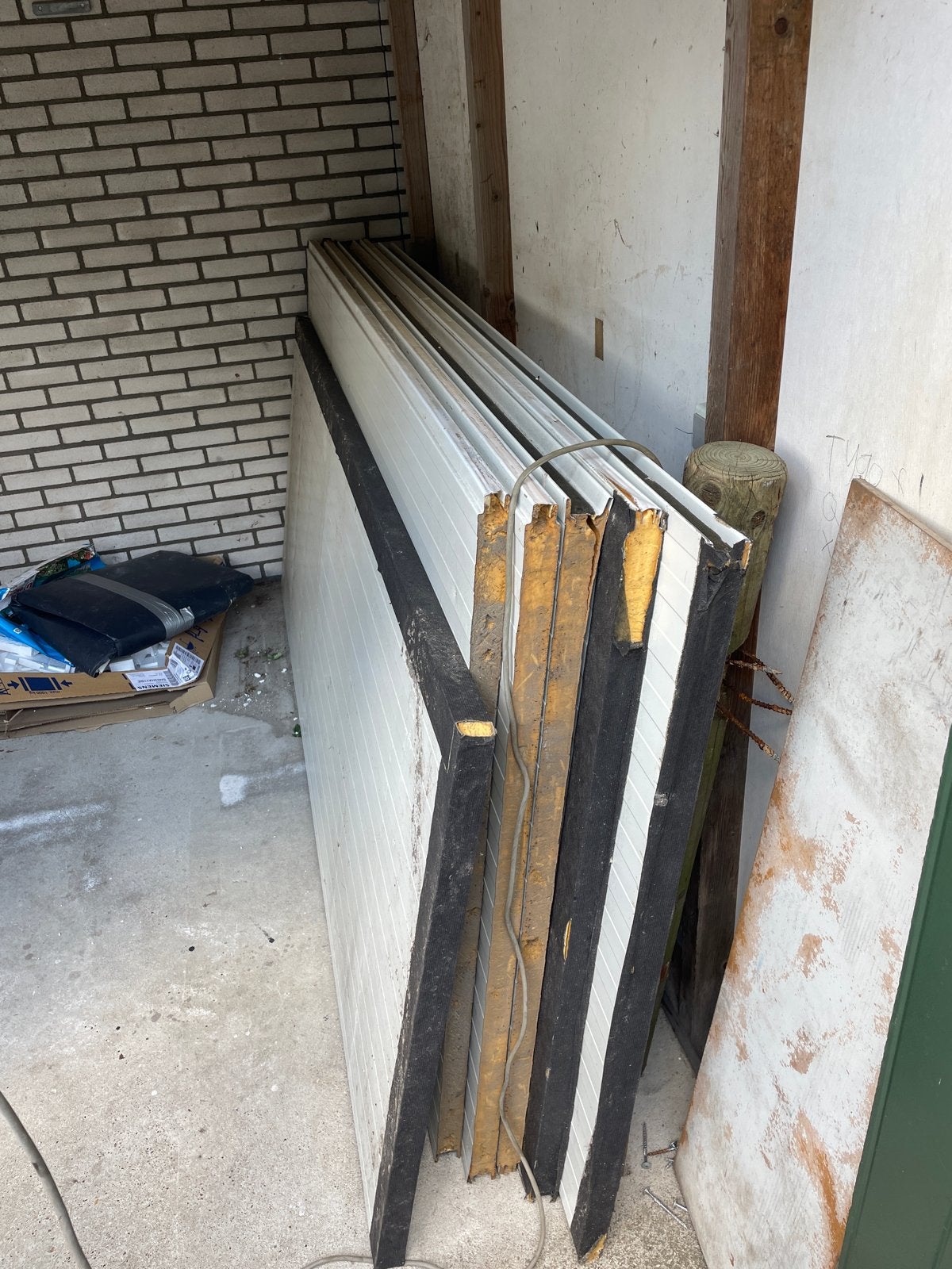Garagedeur panelen - wit, gebruikt/ isolatie panelen, Ophalen, Kunststof, Gebruikt, Garagedeur