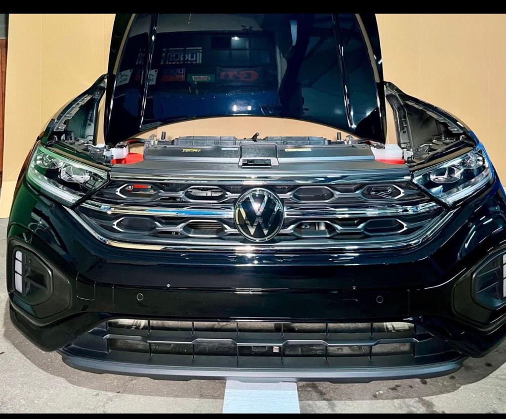 Vw t-roc voorkop LC9X, Ophalen