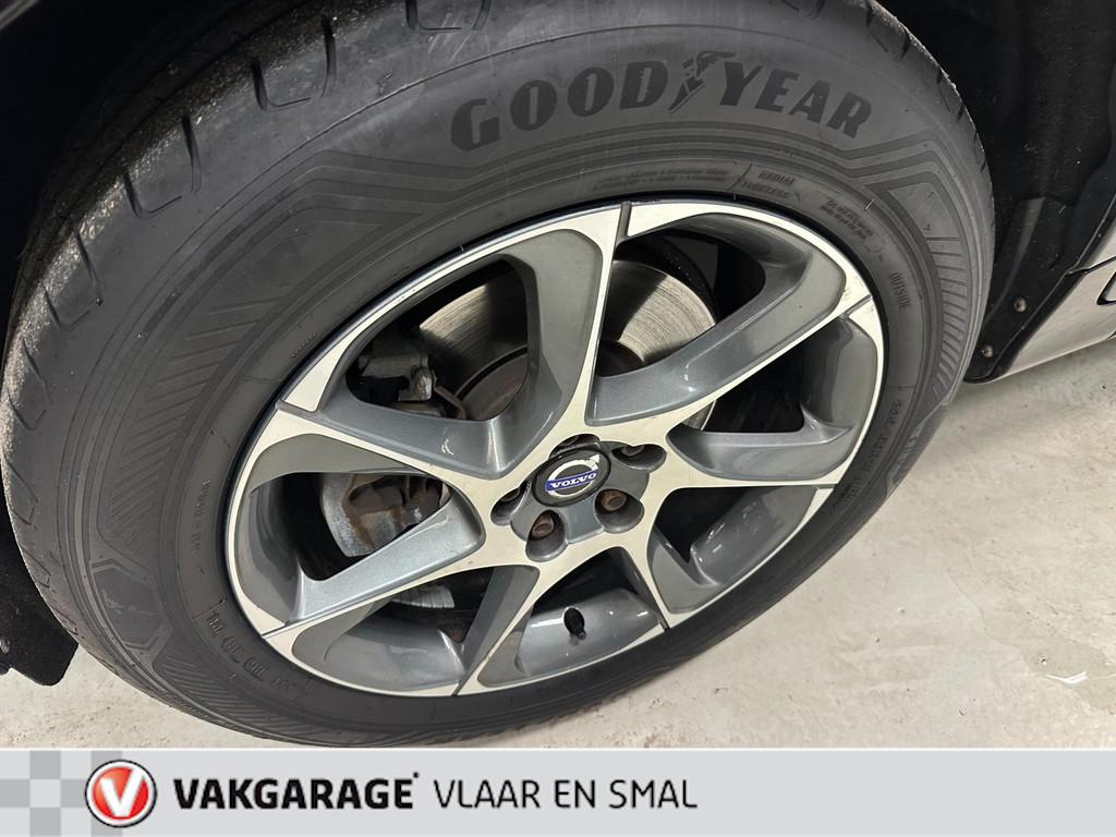 Volvo XC60 2.0 D3 FWD Ocean- R-Design-lederen interieur-Trek, Auto's, Volvo, 4 cilinders, Automatische klimaatregeling, Zwart