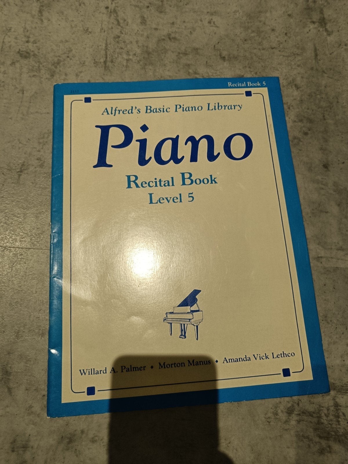 Alfred's Basic Piano Library Recital Boek Level 5, Gebruikt, Klassiek, Les of Cursus, Ophalen of Verzenden