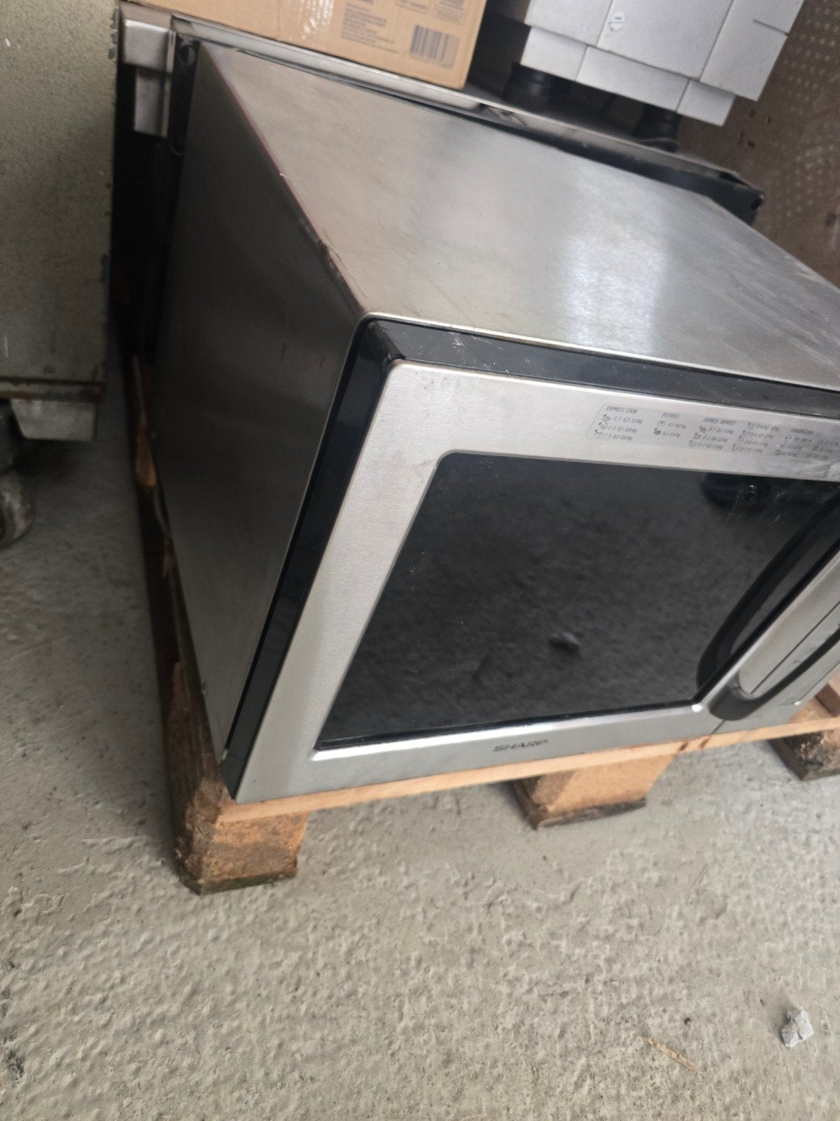 Sharp Combimagnetron met Grill en Hete Lucht, Ophalen