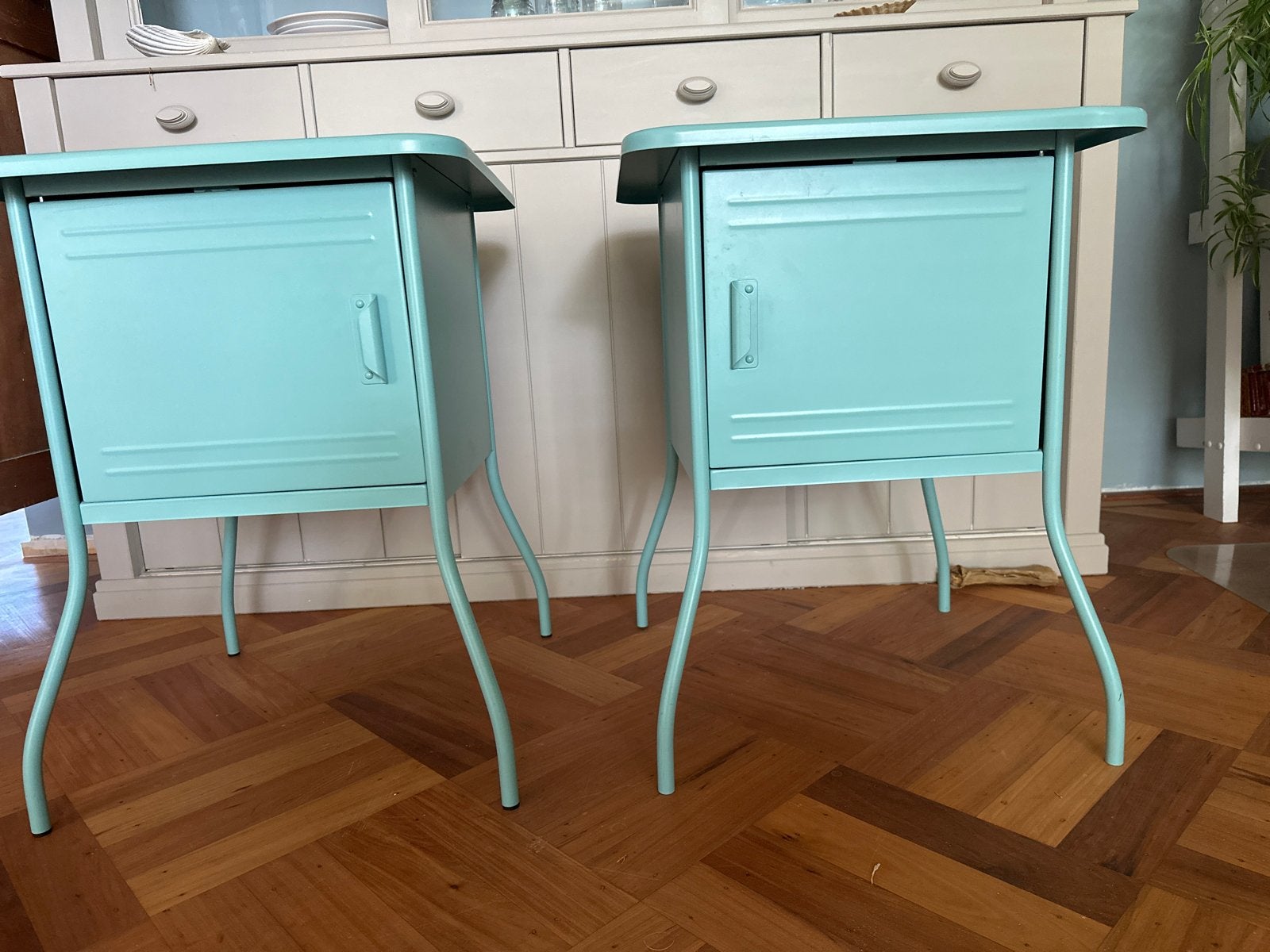 Ikea Vettre vintage nachtkastjes turquoise metaal (set van 2, Ophalen, Gebruikt, Minder dan 45 cm, Metaal of Aluminium