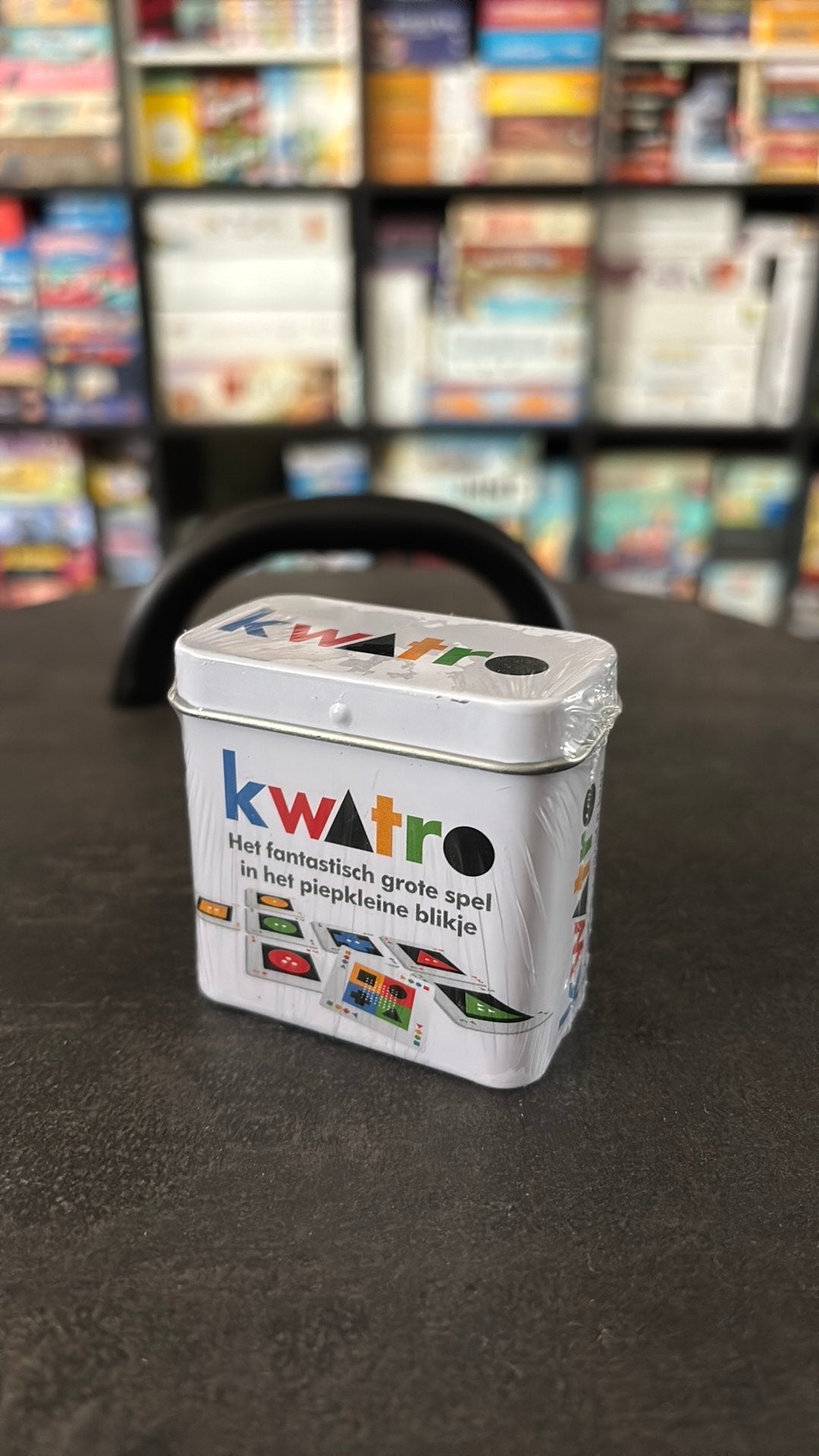 Kwatro: Het fantastisch grote spel in het piepkleine blikje, Een of twee spelers, Ophalen, Nieuw, Reisspel