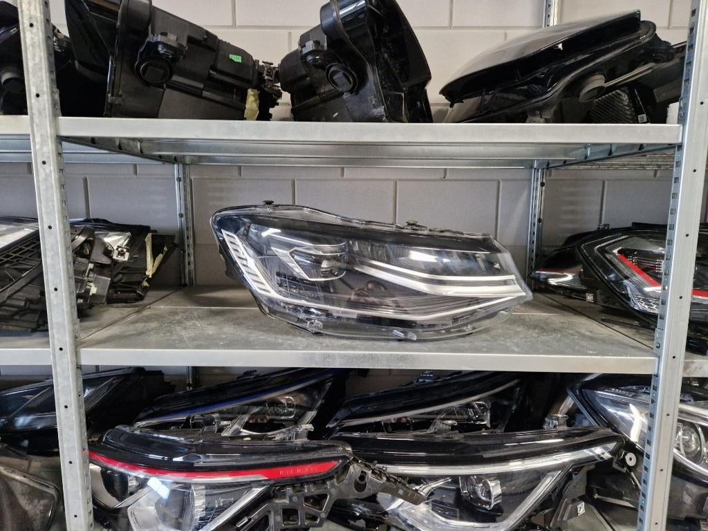 VW Caddy Cargo 2K VOL LED koplamp 036A rechts, Ophalen of Verzenden, Gebruikt, Volkswagen