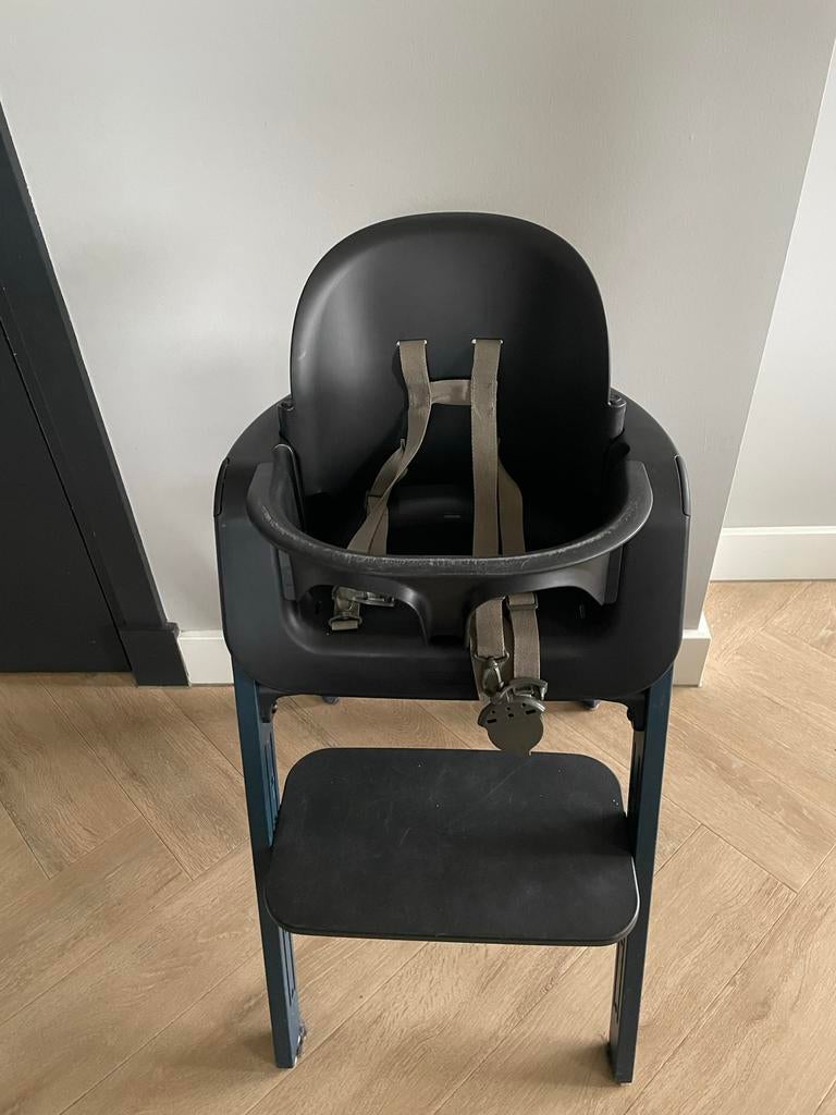 Stokke Steps baby zitje - Meegroeistoel, Ophalen of Verzenden, Gebruikt, Meegroeistoel, Gordel(s)