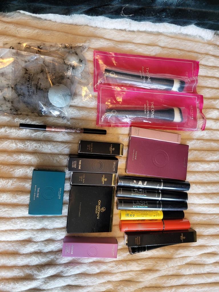 Partij Oriflame, Ophalen of Verzenden, Nieuw, Overige kleuren, Lippen