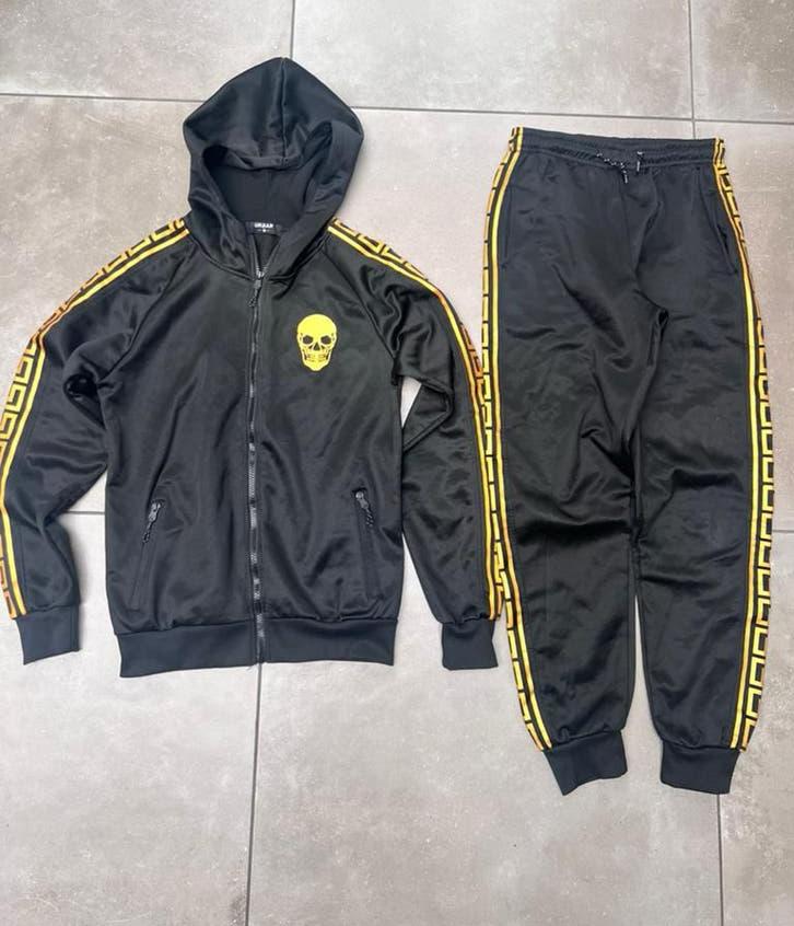 URBAN ZWART TRAININGSPAK TRAINING PAK BROEK VEST MAAT 16, Ophalen of Verzenden, Zo goed als nieuw, Jongen of Meisje, Setje