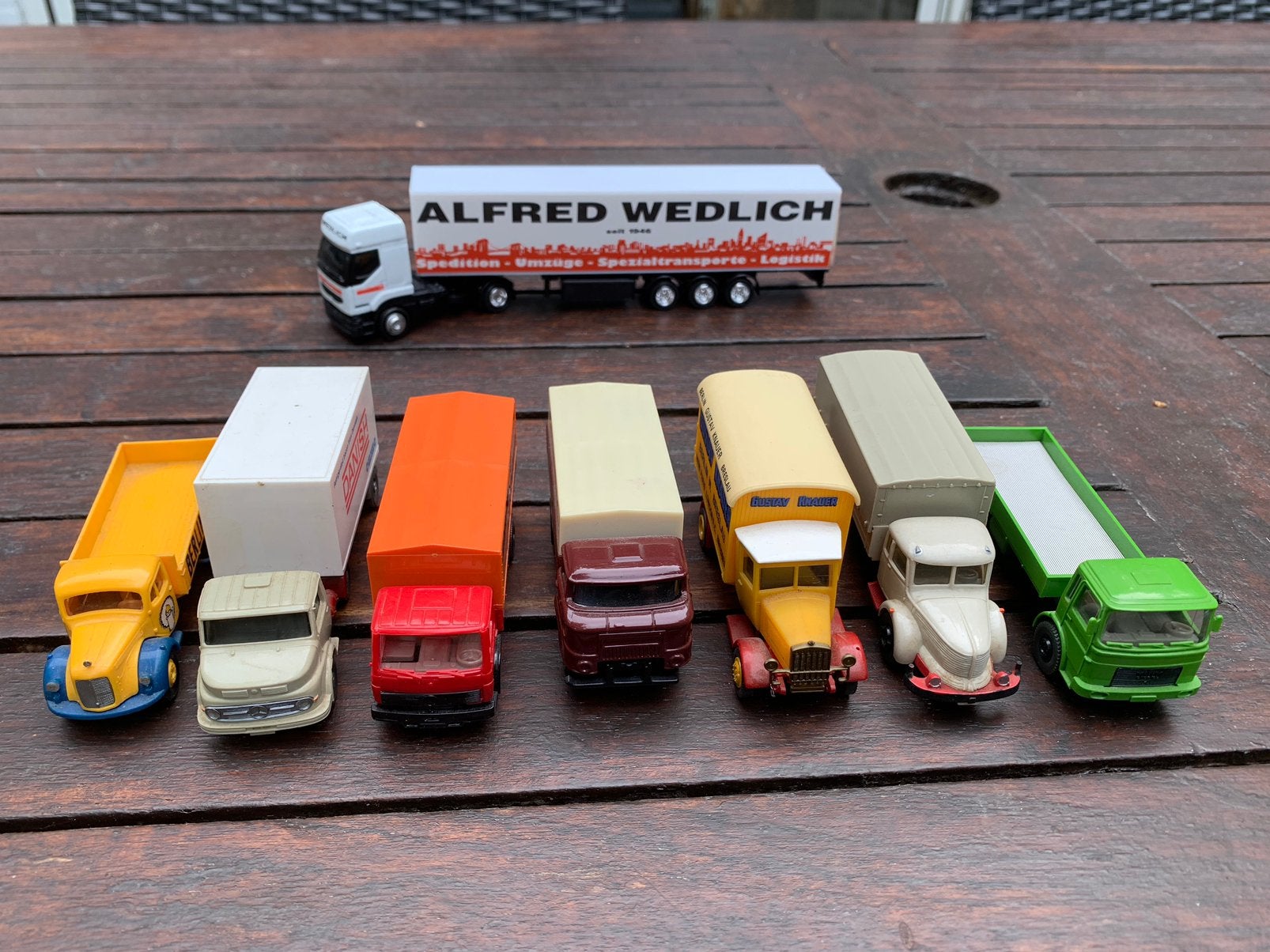 Model auto’s.   1 : 87, Hobby en Vrije tijd, Modelauto's | 1:87, Ophalen of Verzenden, Bus of Vrachtwagen, Wiking