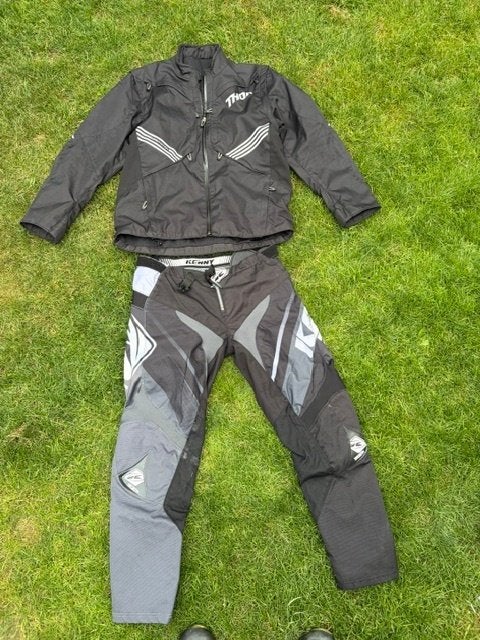 set enduro/cross jas en broek en kniebeschermers, Motoren, Heren, Ophalen of Verzenden, Tweedehands, Motorcrosskleding